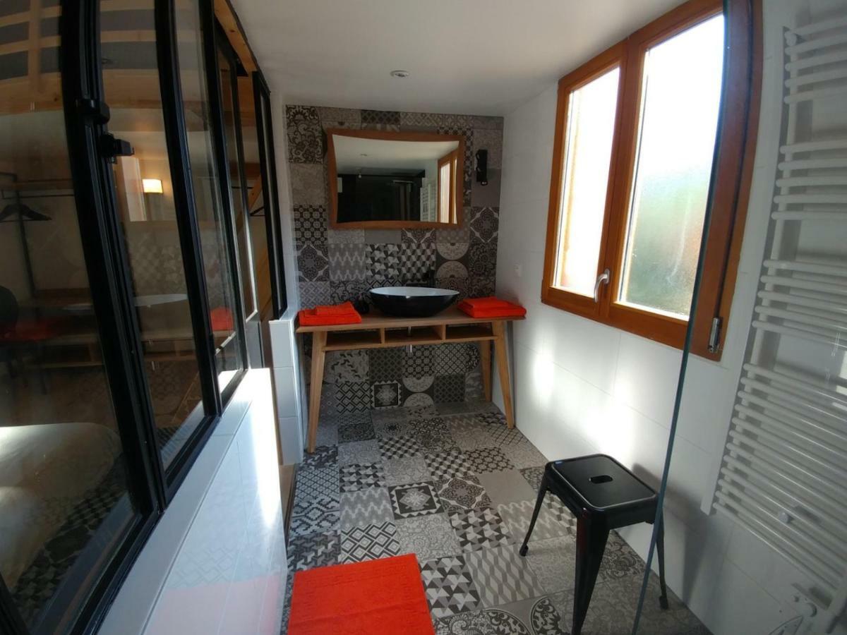 Mon petit jardin de ville Grenoble Extérieur photo